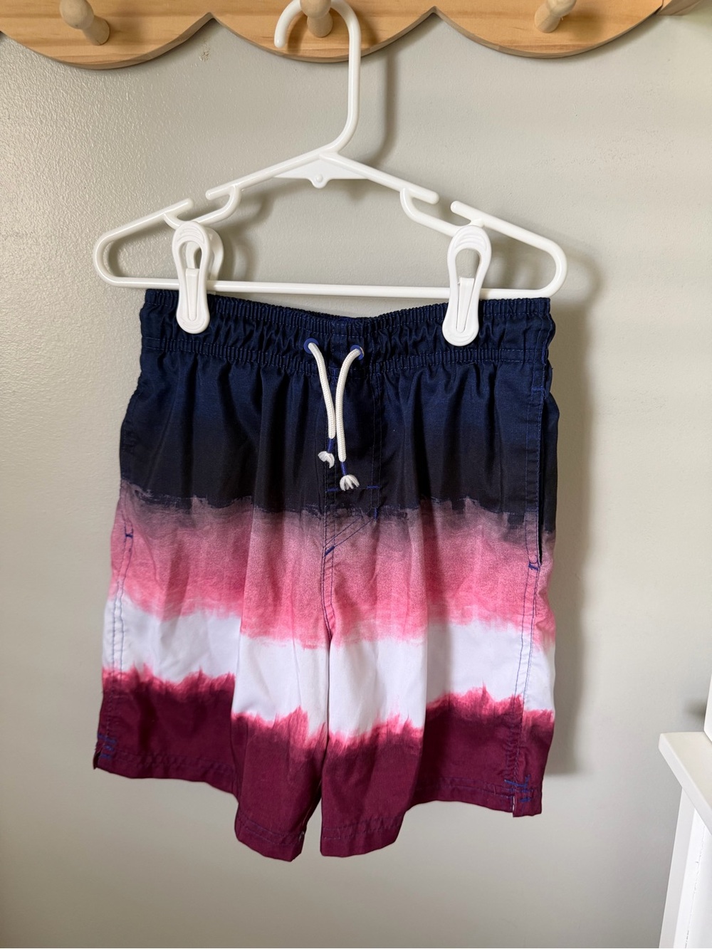 Art Class Boys Ombré Swim Trunks Blue Pink White Drawstring Size M 8/10